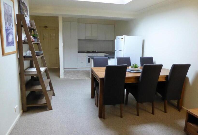 דירה משפחתית 2 חדרי שינה, Lifestyle Apartments At Ferntree