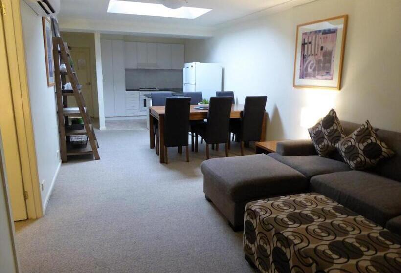 דירה משפחתית 2 חדרי שינה, Lifestyle Apartments At Ferntree