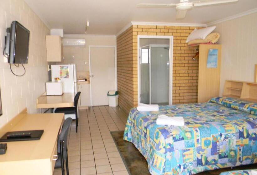 سوییت خانوادگی, Rover Motel