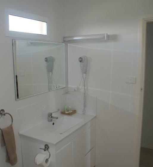 اتاق استاندارد, Rover Motel