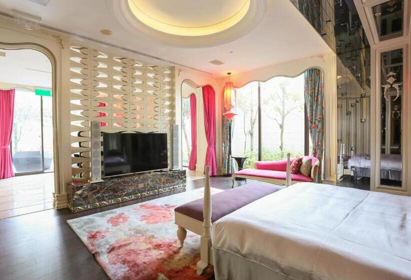 سوییت, Mulan Motel Taipei