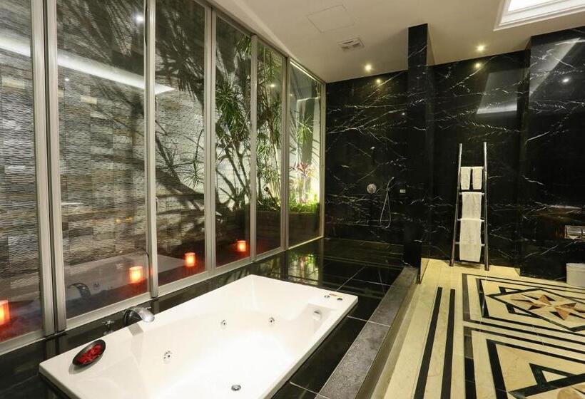 اتاق سوپریور, Mulan Motel Taipei