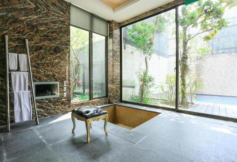 اتاق استاندارد با چشمانداز استخر, Mulan Motel Taipei