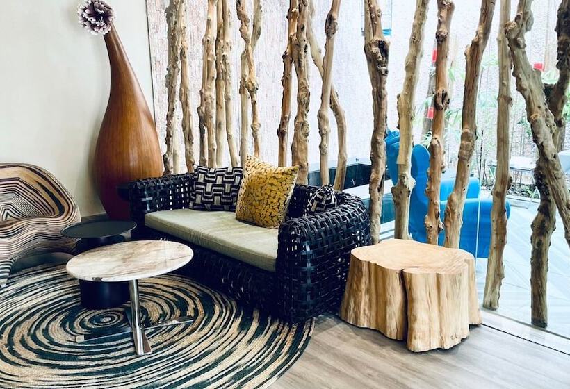 سوییت, Mulan Motel Taipei