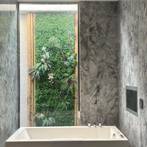 اتاق سوپریور چهار تخته, Mulan Motel Taipei