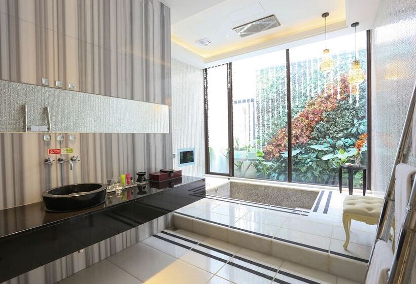 سوییت, Mulan Motel Taipei