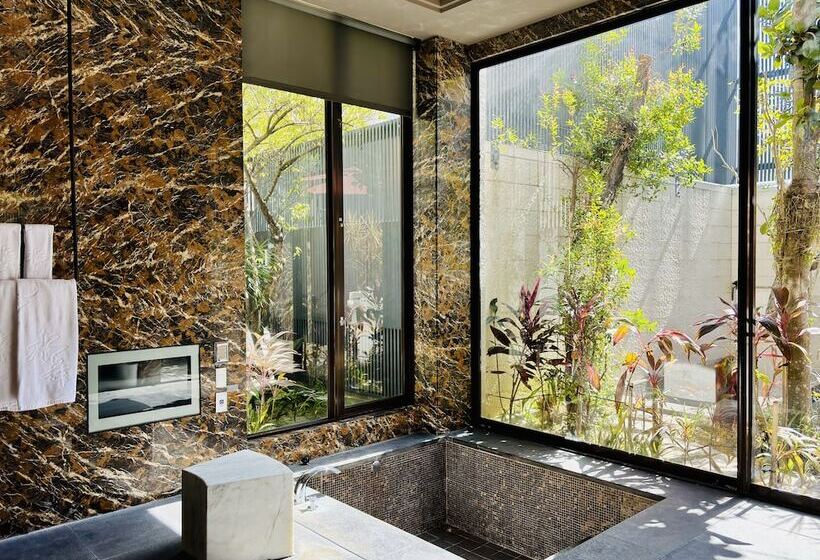 سوییت, Mulan Motel Taipei