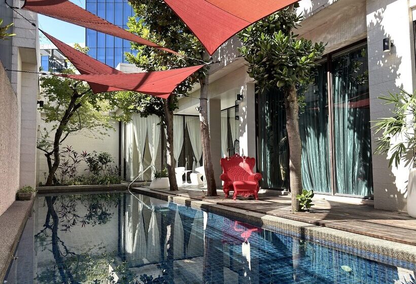 سوییت, Mulan Motel Taipei