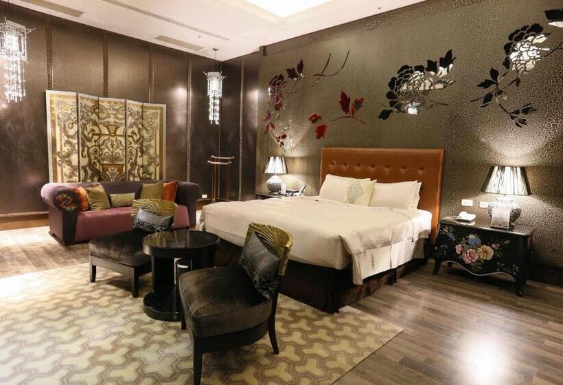 سوییت سوپریور, Mulan Motel Taipei