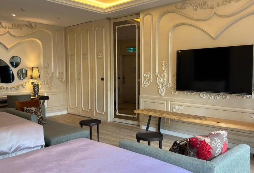 اتاق سوپریور چهار تخته, Mulan Motel Taipei