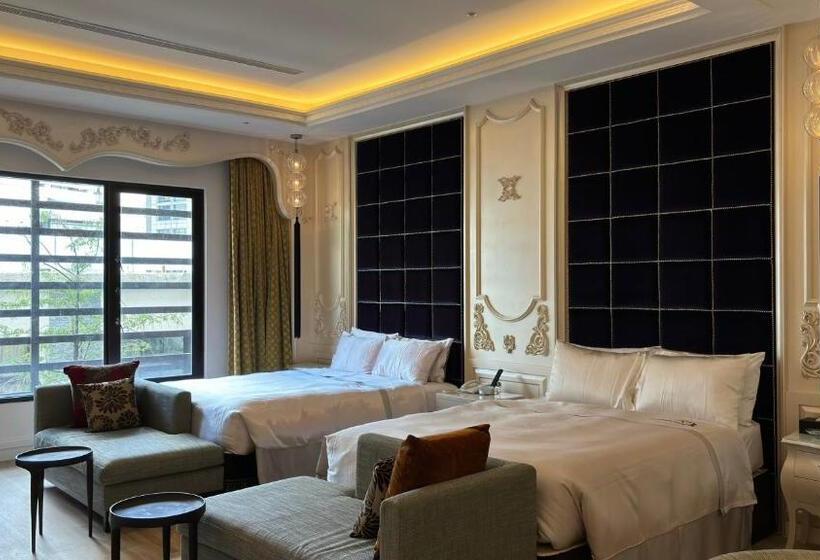 اتاق سوپریور چهار تخته, Mulan Motel Taipei