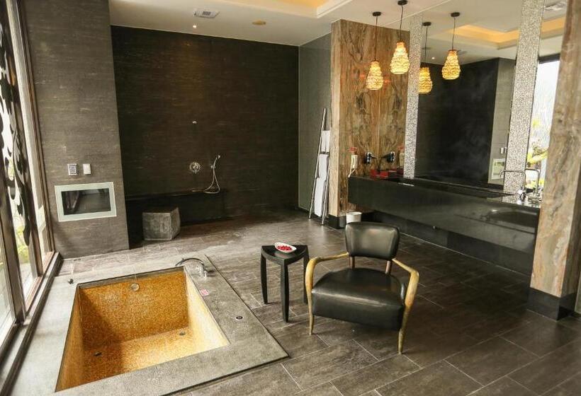 سوییت, Mulan Motel Taipei