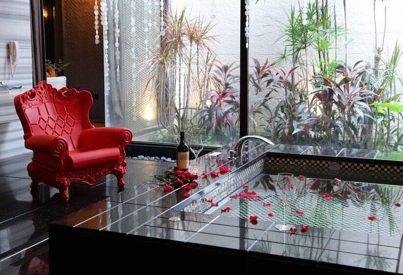 سوییت, Mulan Motel Taipei