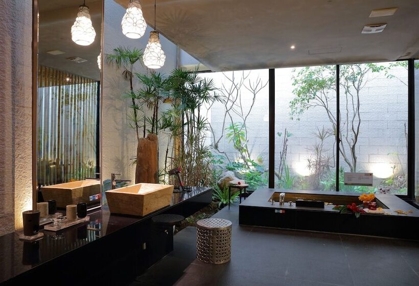 سوییت, Mulan Motel Taipei