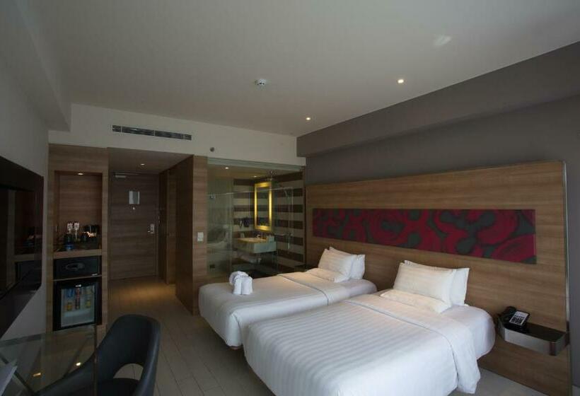 Номер Superior, Novotel Pekanbaru