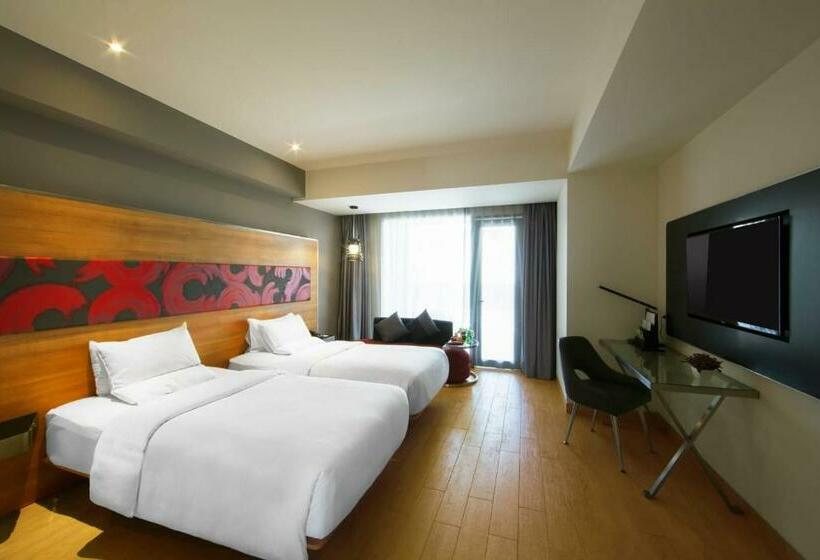 バルコニー付きデラックスルーム, Novotel Pekanbaru