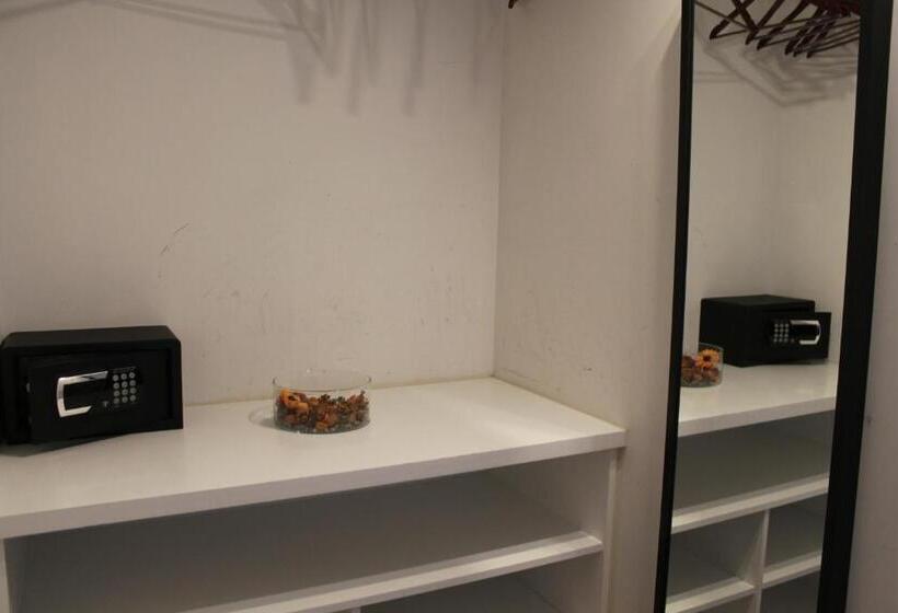 اتاق استاندارد, Relais Arco Della Pace