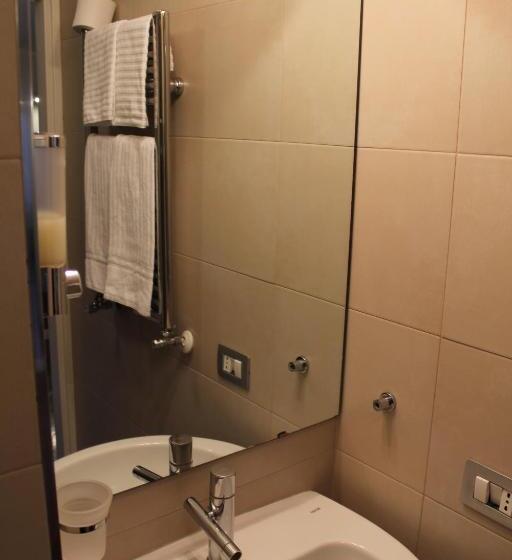 اتاق استاندارد, Relais Arco Della Pace