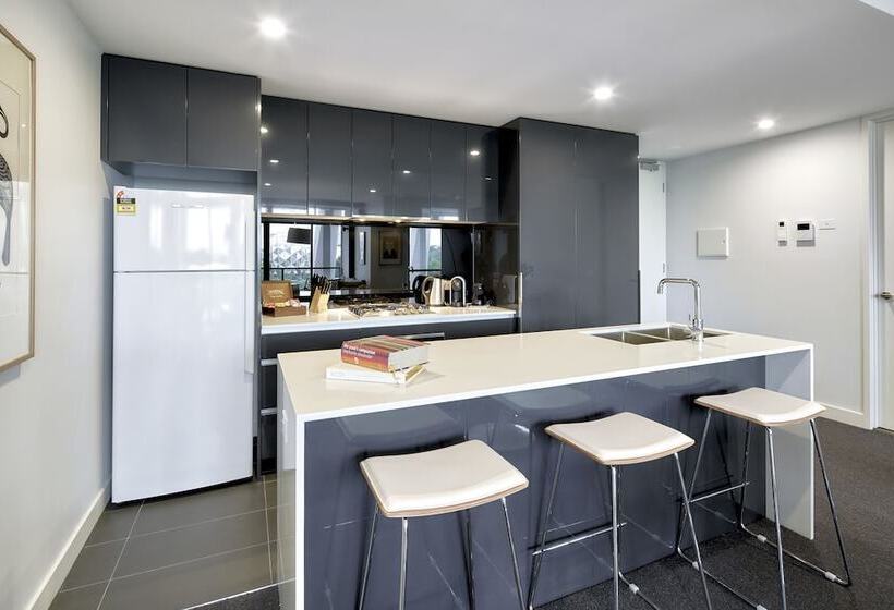 Апартаменты 2 Спальни с Балконом, 381 Cremorne