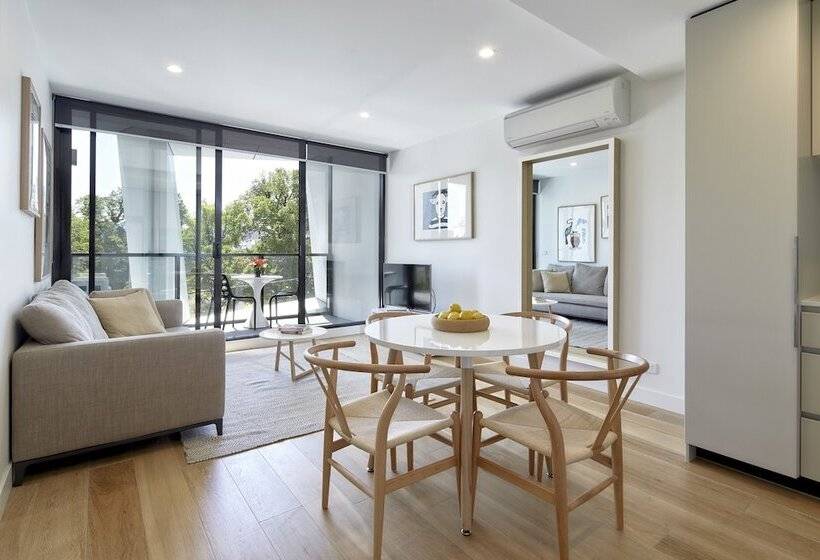 Апартаменты 2 Спальни с Балконом, 381 Cremorne