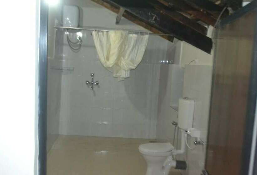 Cama em Quarto Partilhado, Backpacker Panda Goa