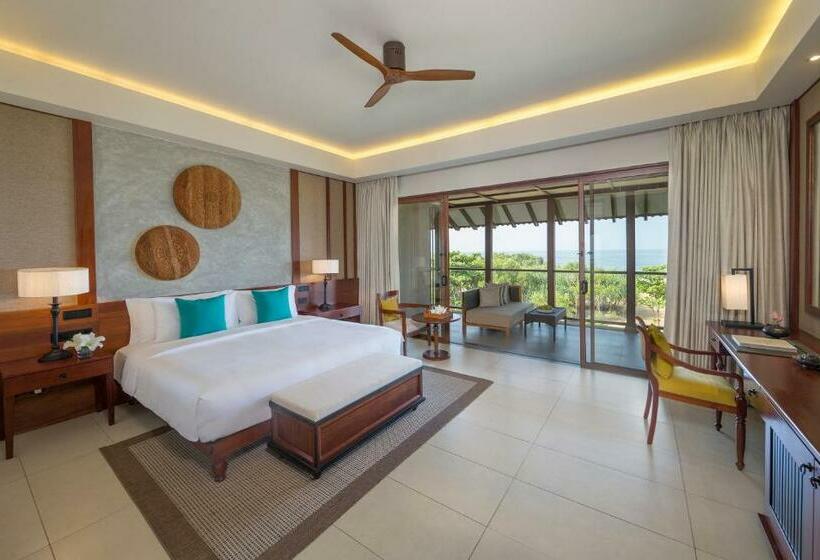 Номер Deluxe Вид на Море, Anantara Kalutara Resort