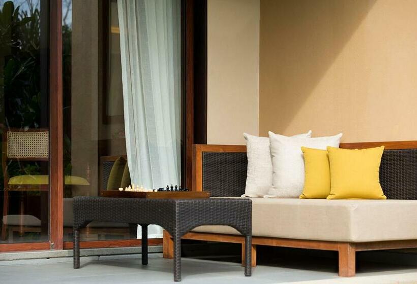 חדר פרמיום נוף לגינה, Anantara Kalutara Resort