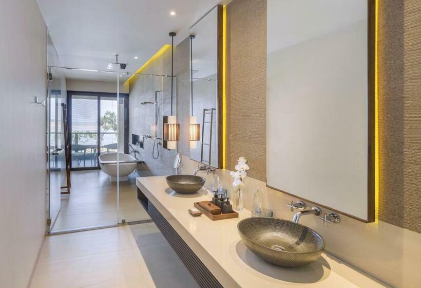 חדר דלוקס נוף לים, Anantara Kalutara Resort