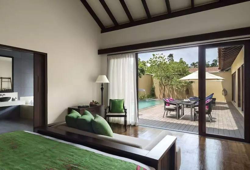 プール付き１ベッドルームヴィラ, Anantara Kalutara Resort