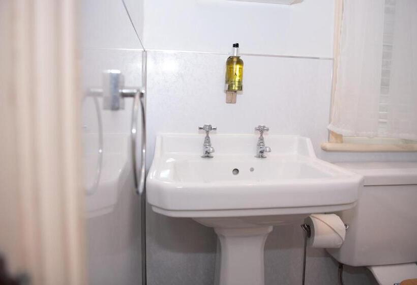Номер Стандарт, Milton House Studio Apartment Suites