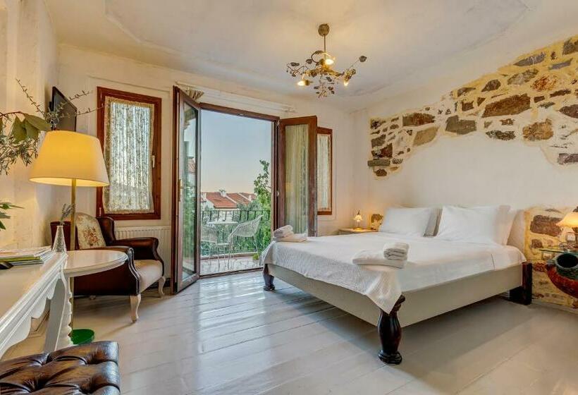 اتاق استاندارد, Cunda Battalos Küçük Otel