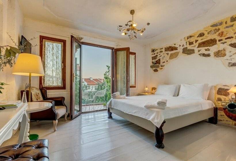 اتاق استاندارد, Cunda Battalos Küçük Otel