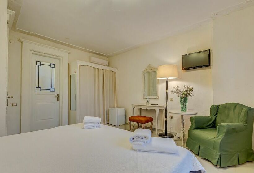 חדר סטנדרט, Cunda Battalos Küçük Otel