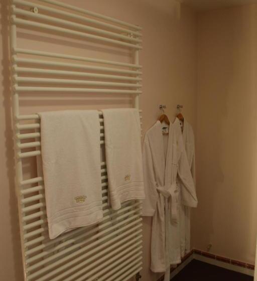 Номер Стандарт, Château Hôtel De Warenghien