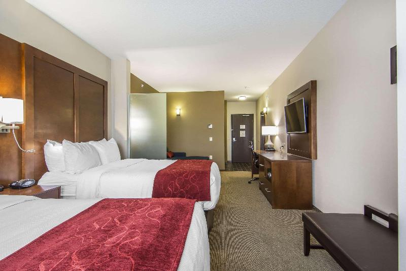 סוויטה, Comfort Suites Regina