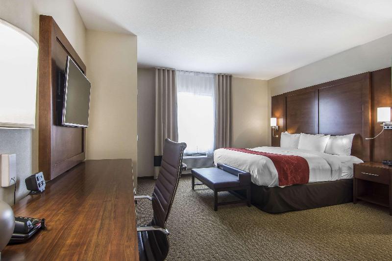 스위트 킹사이즈 침대, Comfort Suites Regina