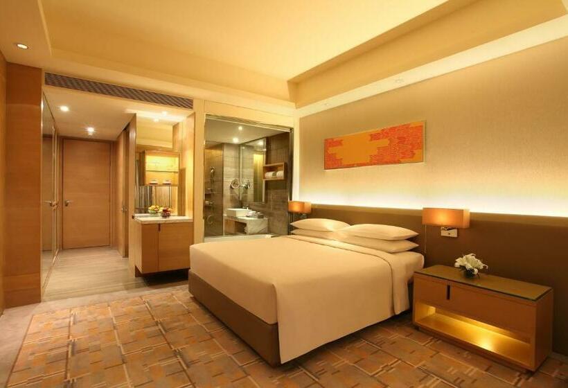 Club Room King Bed, Hyatt Regency Chandigarh