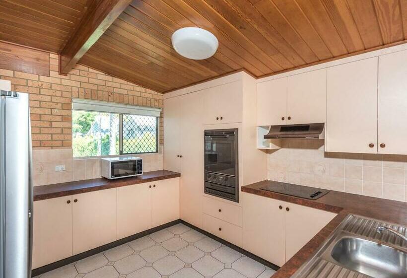 Дом 1 Спальня, Nrma Woodgate Beach Holiday Park