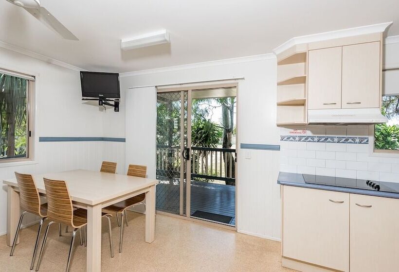 Вилла Deluxe 1 Спальня, Nrma Woodgate Beach Holiday Park