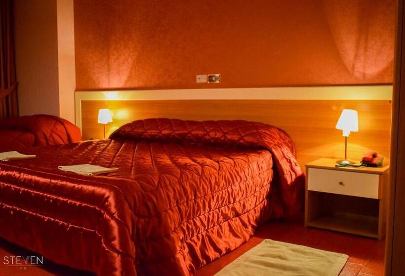 スタンダードトリプルルーム, Ristorante Mommo