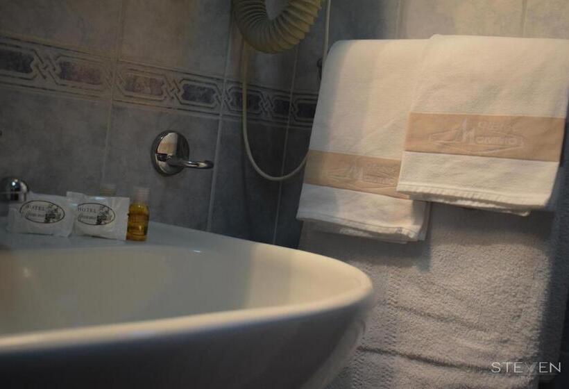 エコノミーシングルルーム, Ristorante Mommo