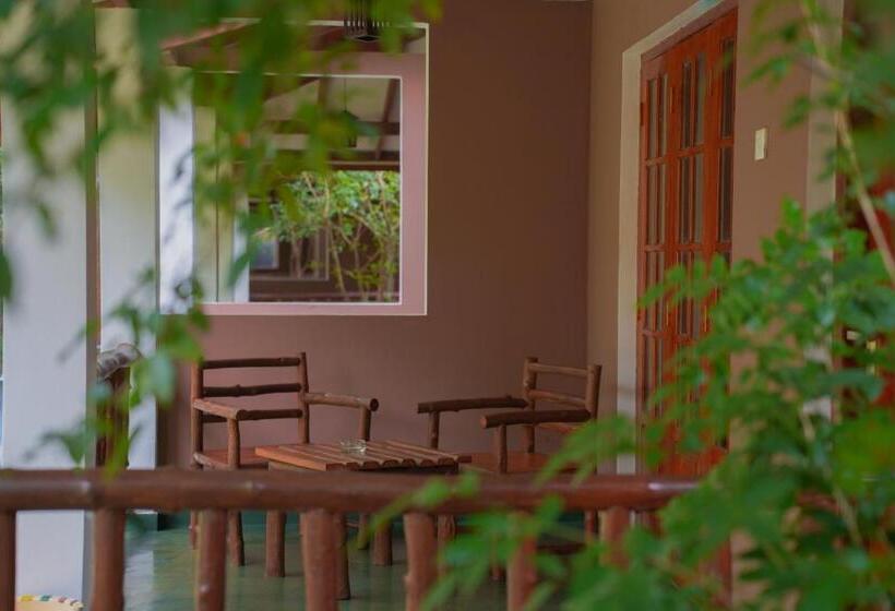 Номер Стандарт Вид на Сад, Royal Retreat, Sigiriya 5 Mins To Sigiriya Rock