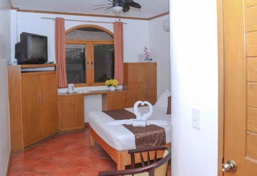 اتاق استاندارد, The Pub