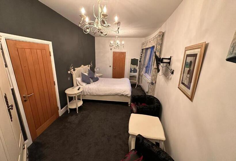 スーペリアールーム, The Vernon