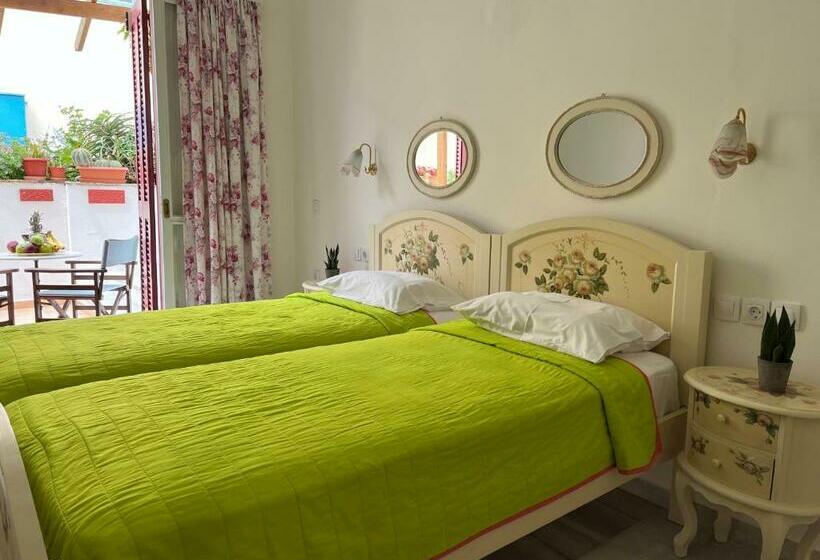 غرفة قياسية, Naxos Philoxenia