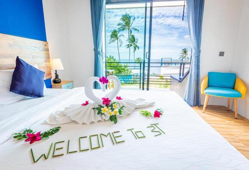 חדר דחוקס עם מיטת קינג, Three Trees Samui Resort   Sarocha Villa