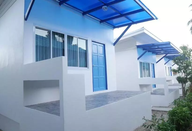 اتاق سوپریور سه تخته, Three Trees Samui Resort   Sarocha Villa