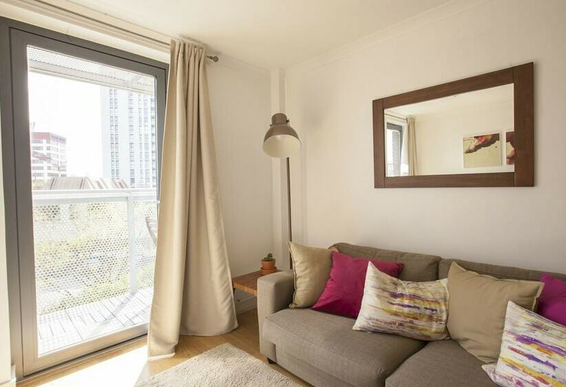 2ベッドルームのスーペリアアパートメント, Belvedere Stratford City Edge Apartments