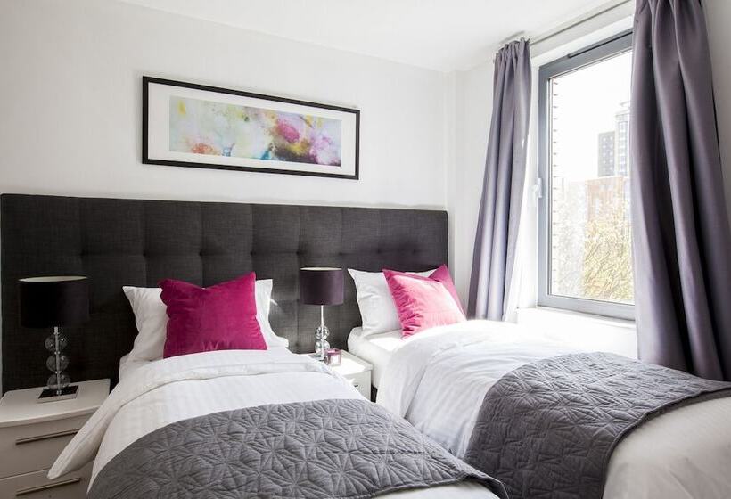 2ベッドルームのスーペリアアパートメント, Belvedere Stratford City Edge Apartments