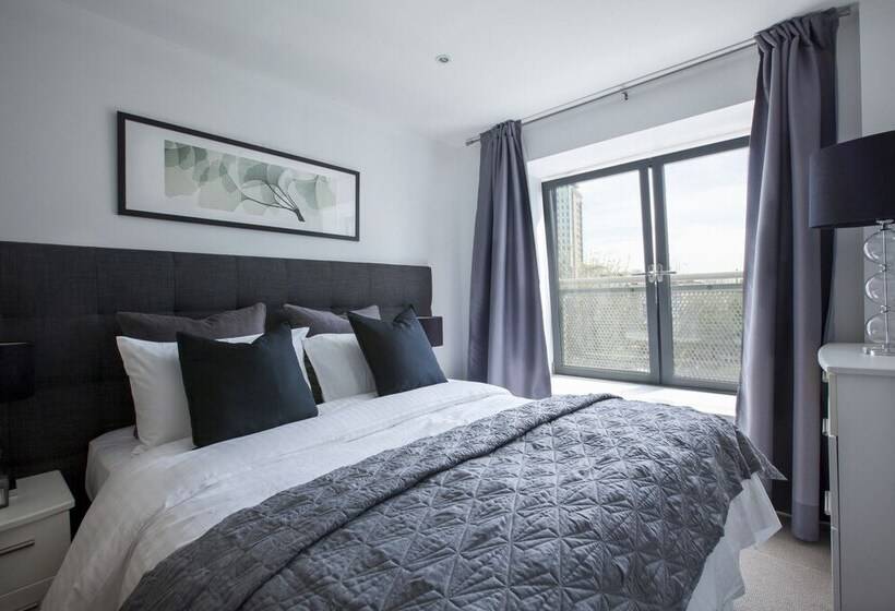 شقة سوبيريور غرفتين, Belvedere Stratford City Edge Apartments